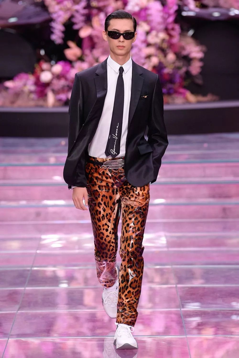 versace新款价格,versace限量版