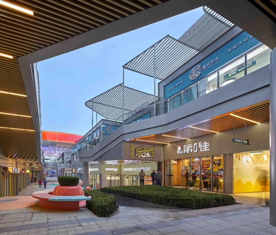 街道气息与IP植入｜青岛万科V盟荟糖果小镇AAI国际建筑