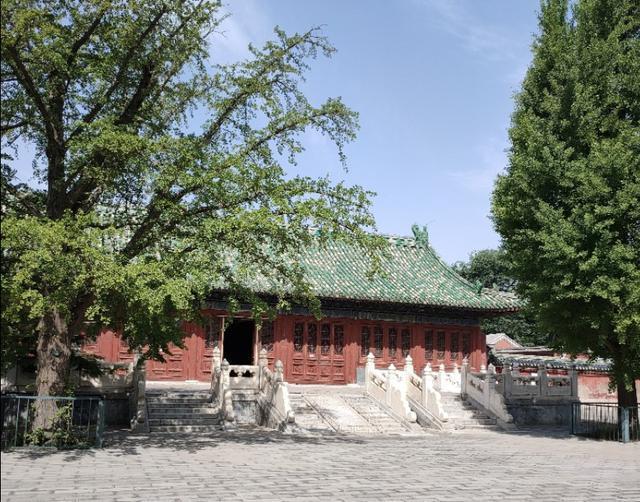 北京的坛庙文化——皇地祗神的祭坛和史铁生《我与地坛》