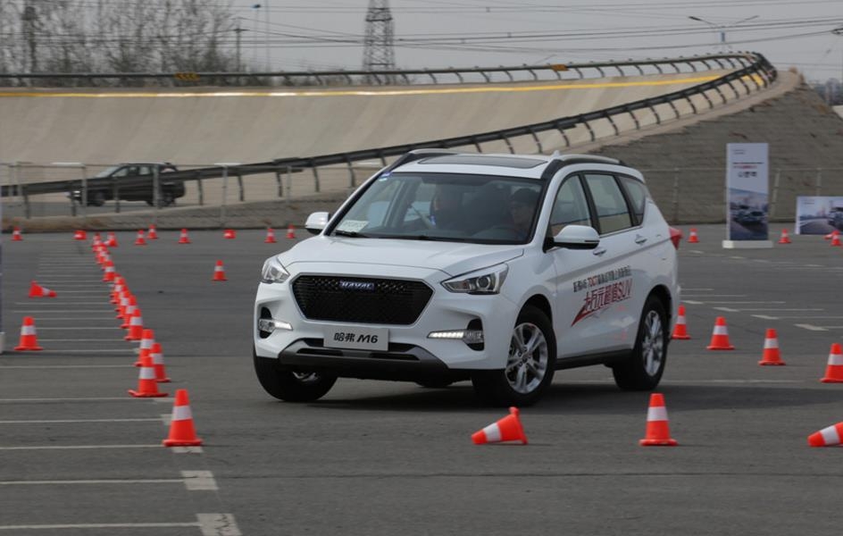 长城哈弗m6自动挡黑色,m6哈弗霸气