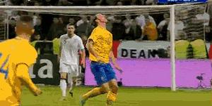 02世界杯里瓦尔多倒钩,足坛过人招式