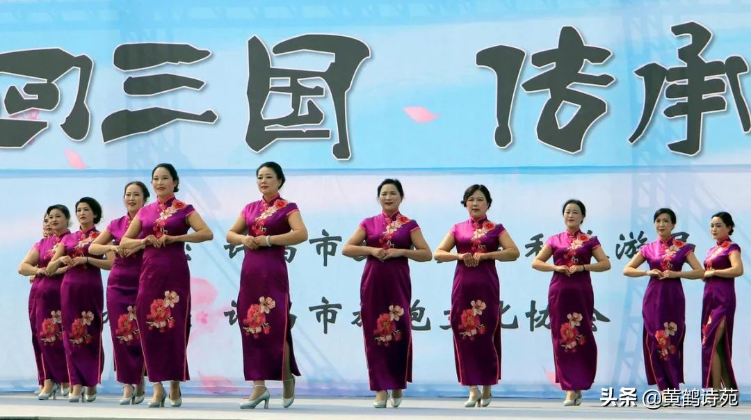 上联：百年存贮美，下联？「黄鹤诗苑」“旗袍”九青律诗同题48首