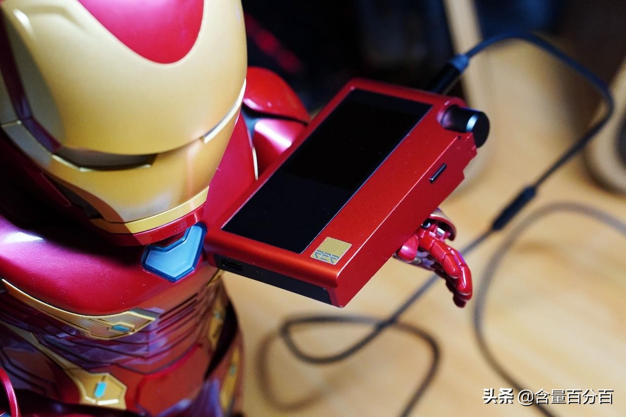 小巧精悍,三体合一的HIFIMANR2R2000红色太子*放播**器体验点评