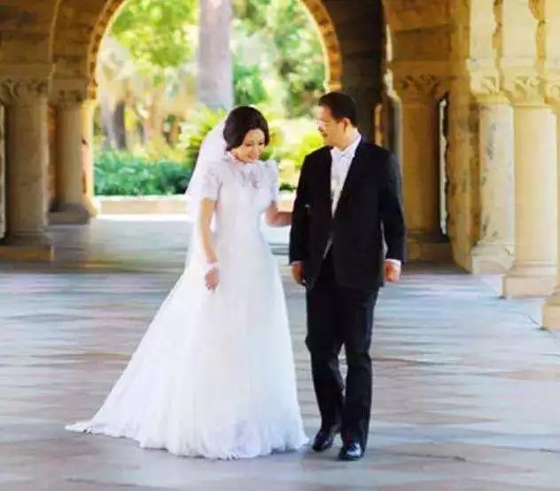 四婚三离、58岁嫁富豪！坐牢422天、身家亿万！传奇女人