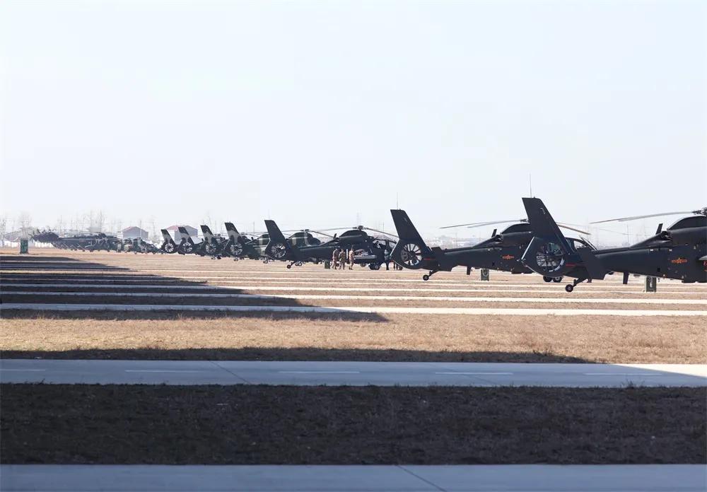 “江淮雄鹰”开飞→铁翼炫舞即战斗！