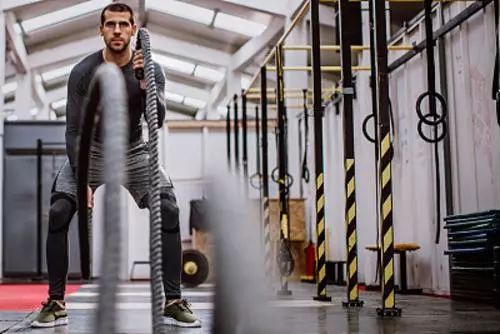 健身房战绳的多种训练,战绳健身训练计划