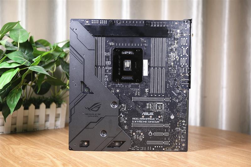 rogrampage系列工作站主板,rogrampageviextreme主板硬盘