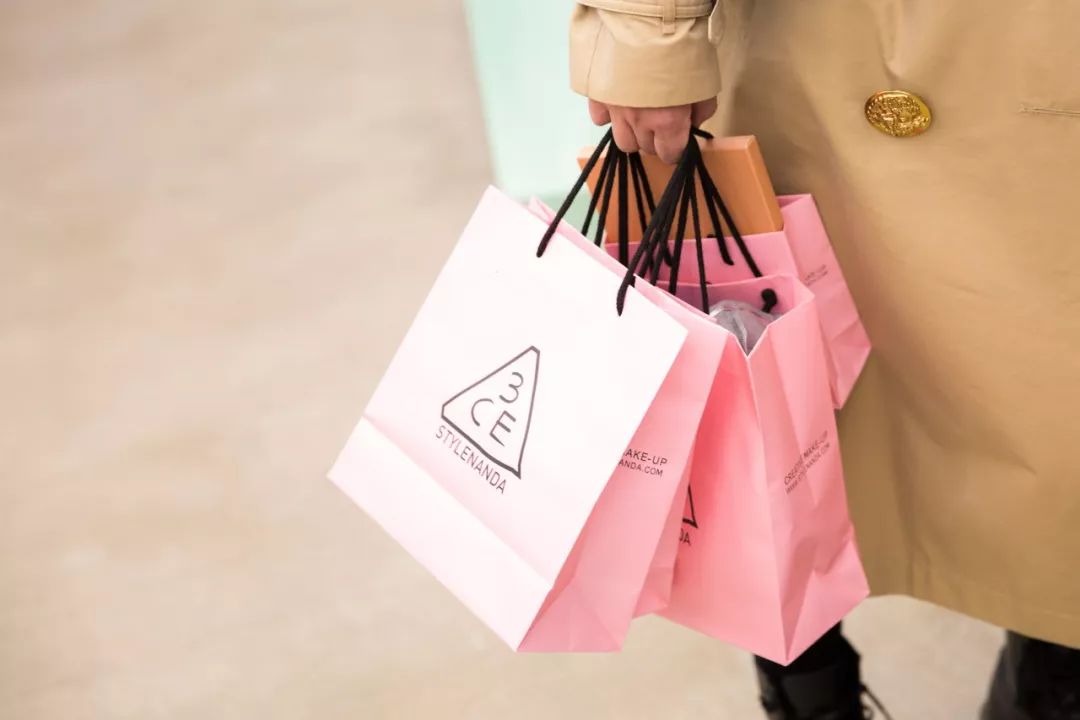 3ce旗舰店直播,3ce官方旗舰店是不是真的