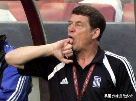 手打口哨,吹口哨传递信息的小视频