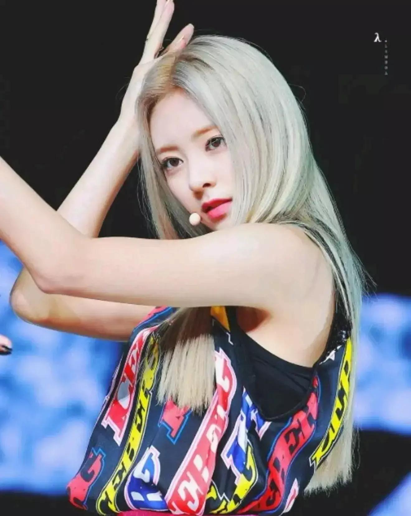 ITZY申宥娜的出道契机,看BTOB演出时因长相漂亮被星探选中