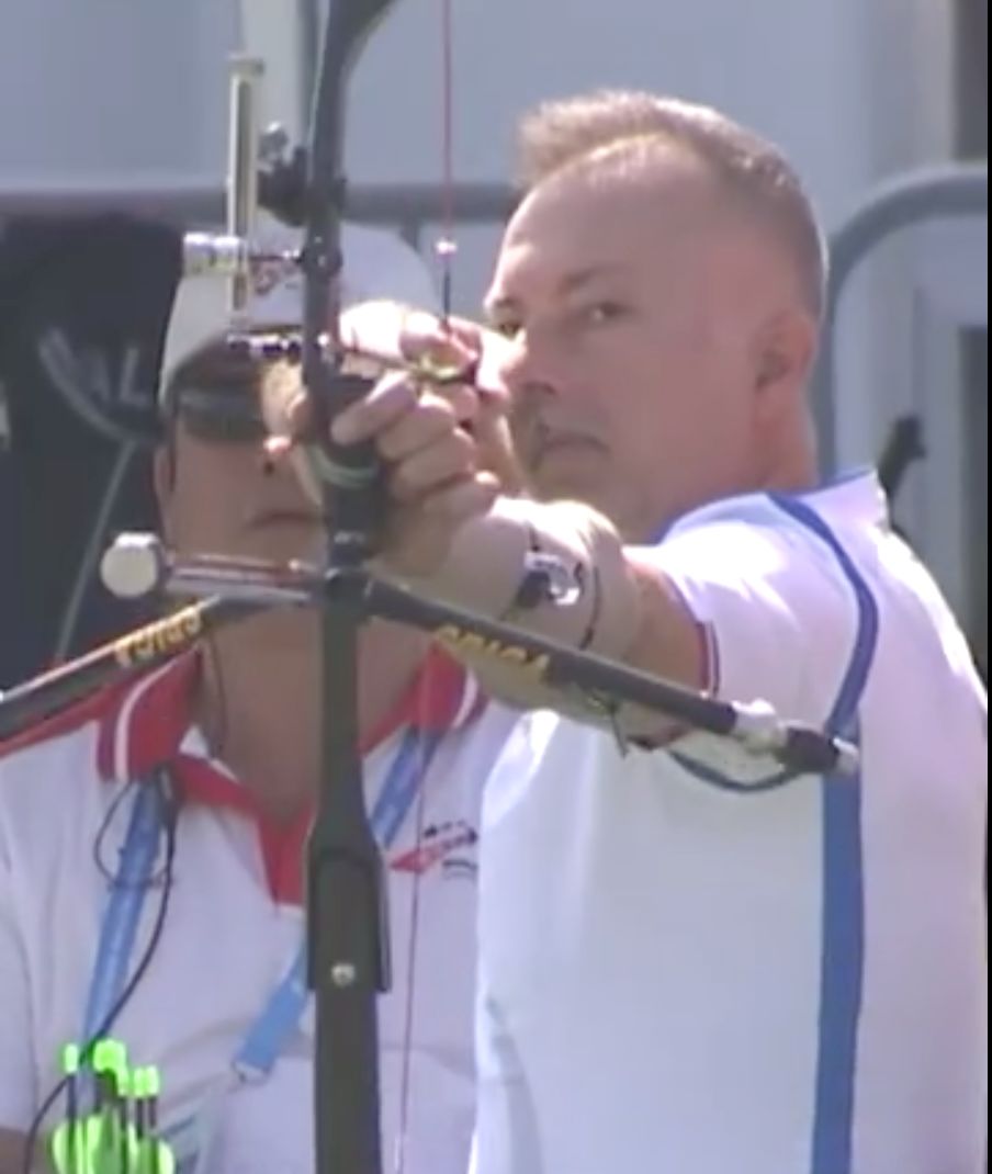 武汉军运会采访外国人,军运会中国军人观看