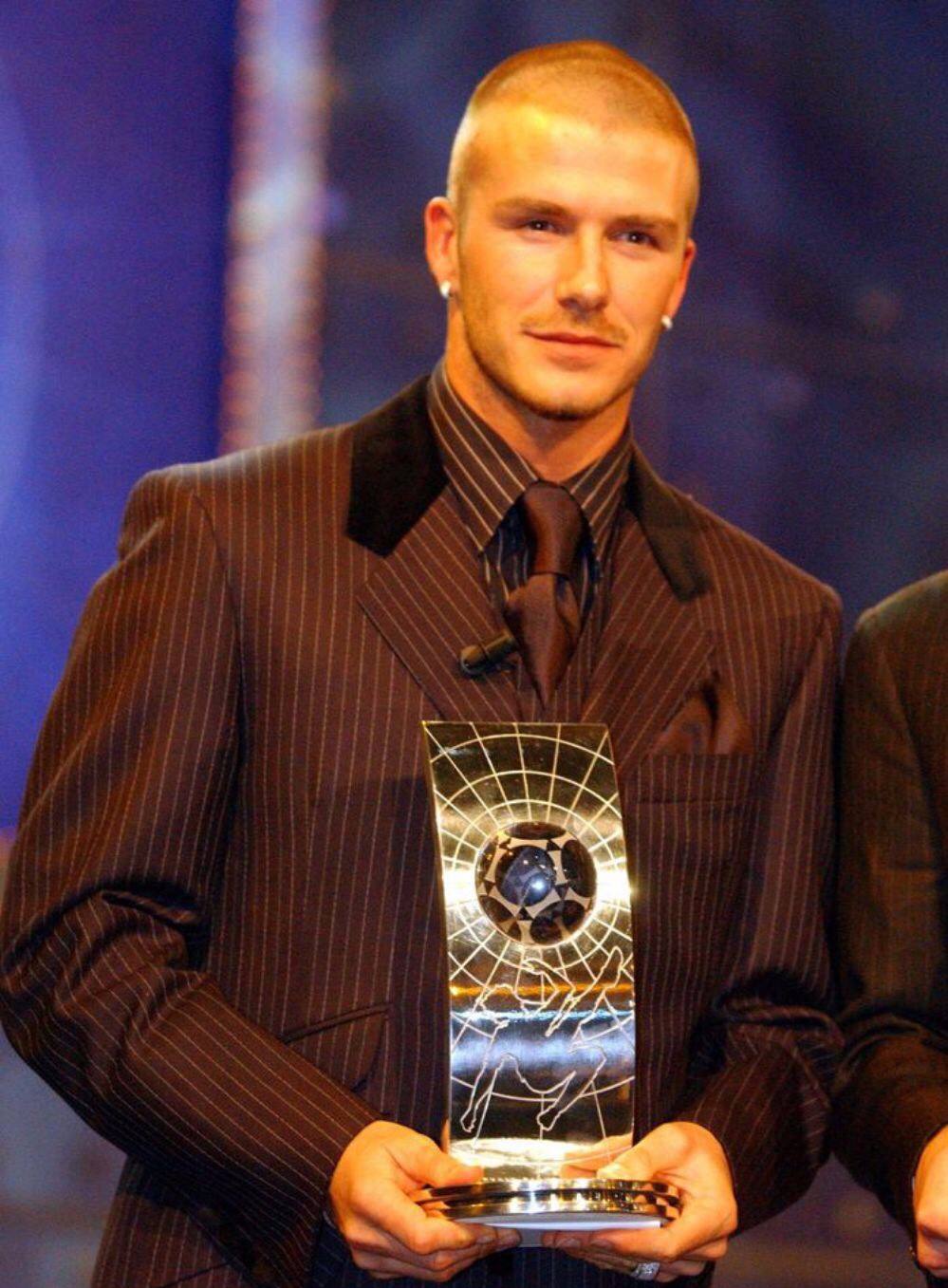 贝克汉姆年轻时为什么剃光头,岁月是把剃头刀图片