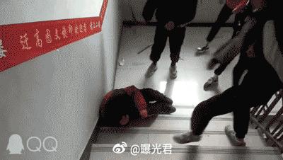 易烊千玺周冬雨演的电影少年的你,易烊千玺诠释少年的你