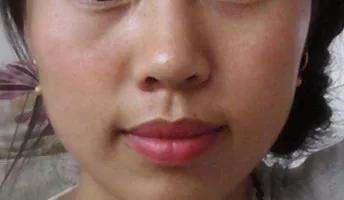 火山泥真是宝，油皮女孩的毛孔疏通剂，让贵妇霜3秒吃透锁水8倍