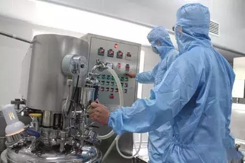 遇到工人在旺季想辞职,遇到工厂不给工资怎么办