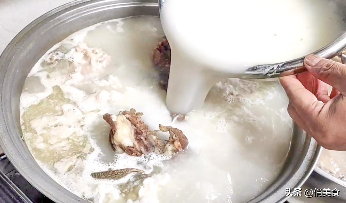 羊肉汤怎么炖不膻味最好喝,羊肉汤怎么炖放什么去膻味