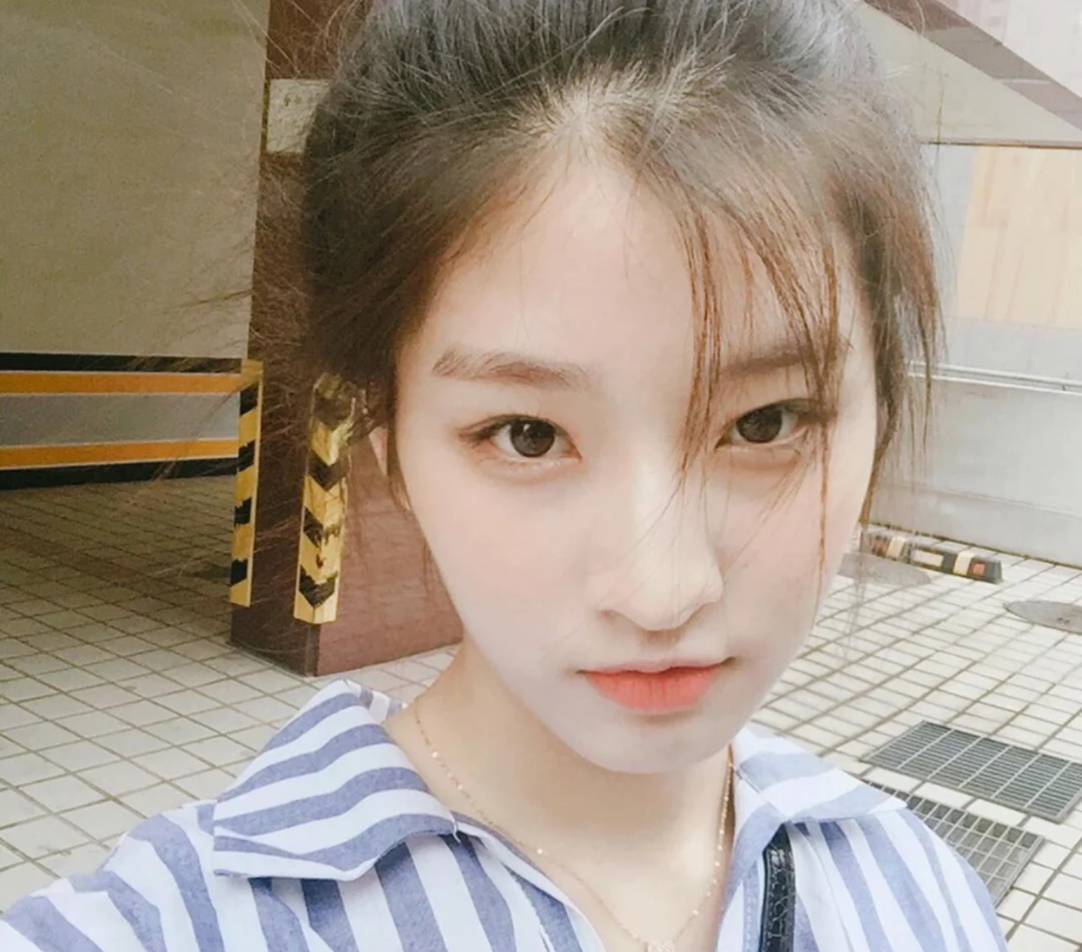 什么样的眼睛是桃花眼杏眼丹凤眼,桃花眼丹凤眼杏眼狐狸眼是怎样的