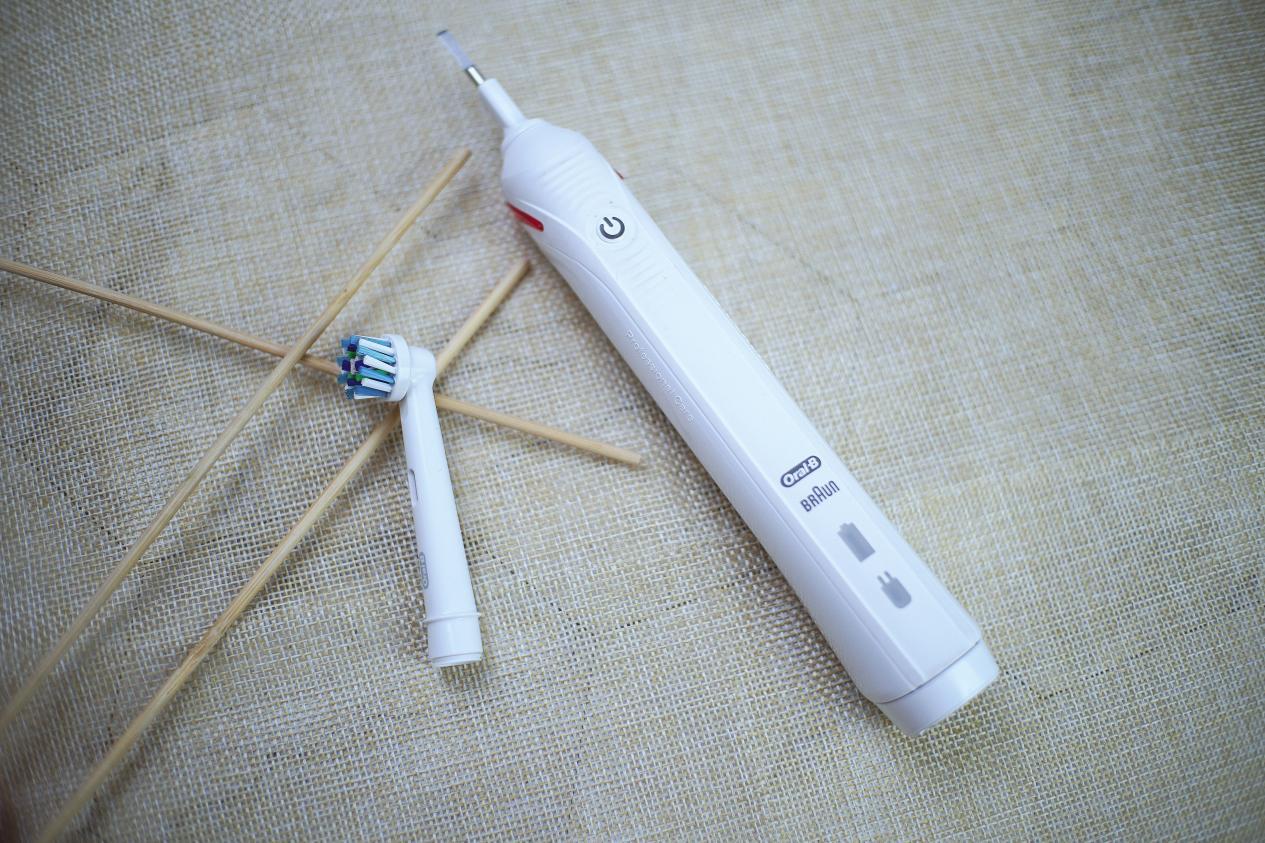 电动牙刷医学生总结新手挑选攻略,电动牙刷送人怎么选牌子