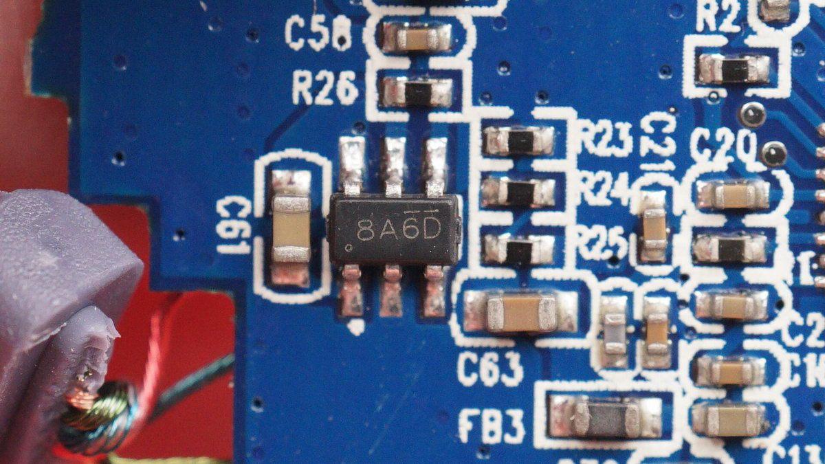 无线k歌小方盒拆解,家用ktv蓝牙音响拆解