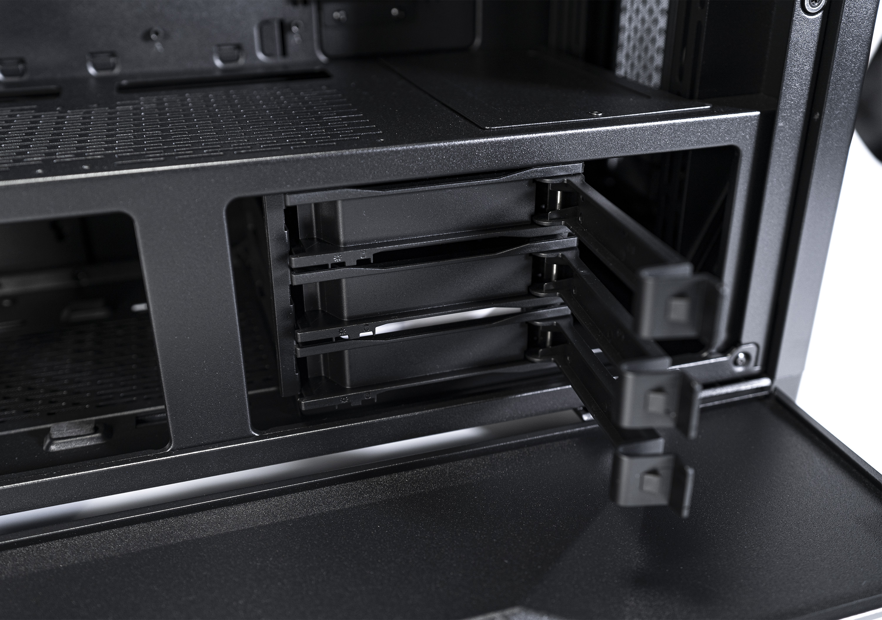 联力鬼斧机箱使用感受,联力鬼斧机箱装机配件推荐