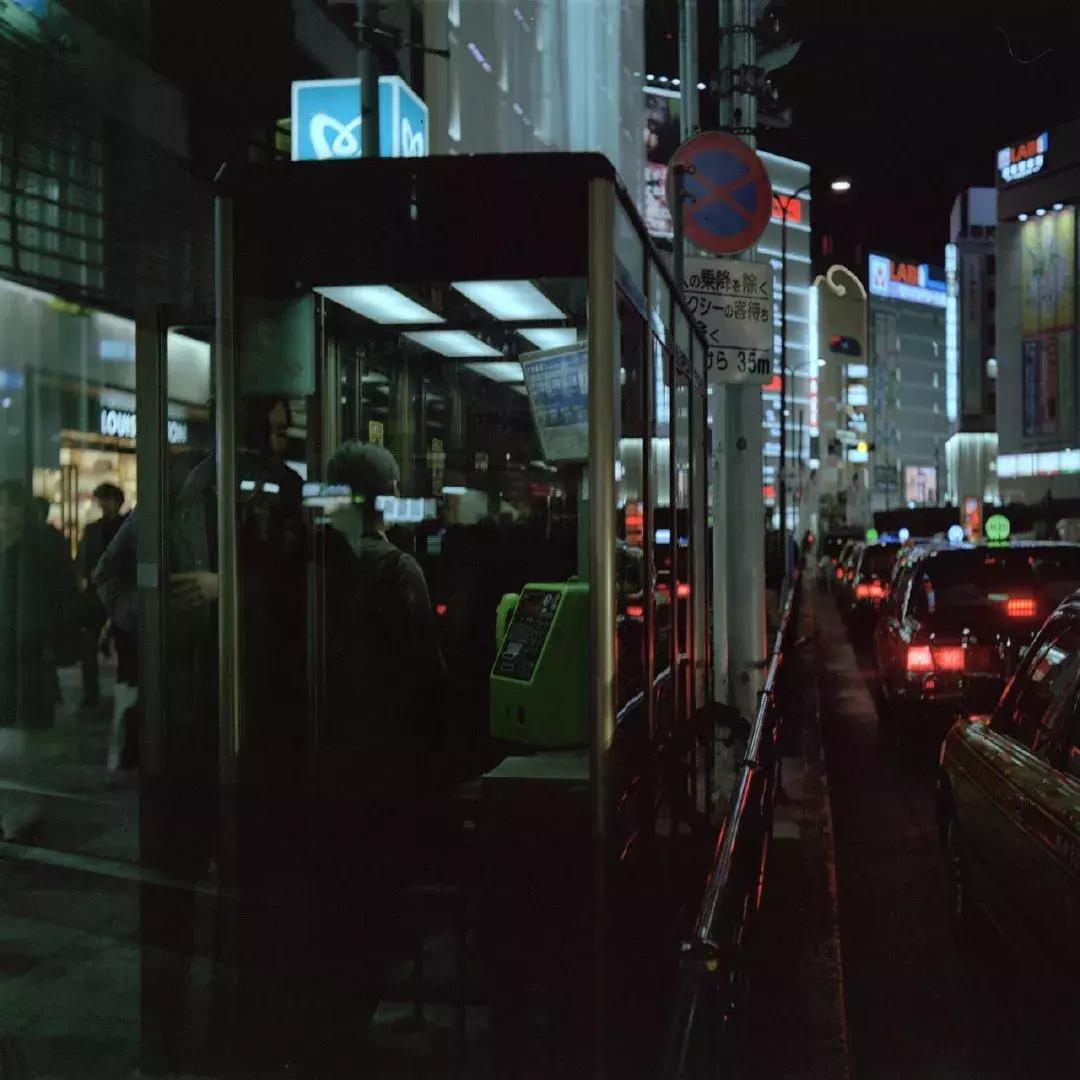 手机拍照怎么拍出电影的感觉照片,手机摄影如何拍出电影感照片