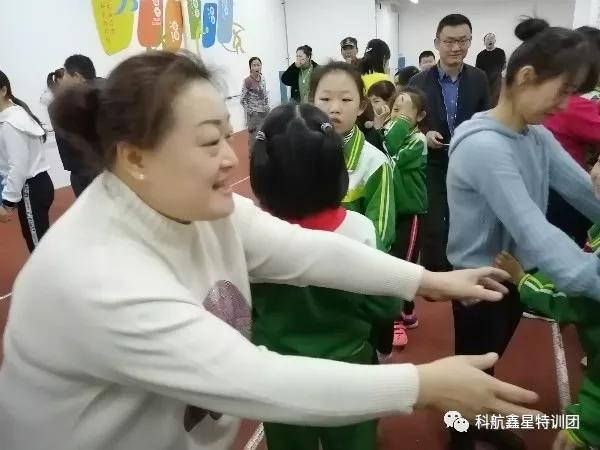 “感恩亲爱的您们！期待更好的自己”农大附小四三班感恩励志教育