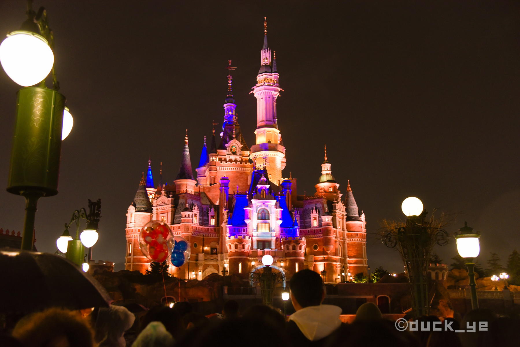 收好这篇攻略，佛系夫妻带你玩转上海迪士尼，选对时间至关重要