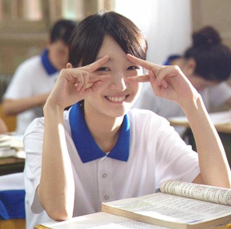 双金影后获奖周冬雨,双料影后周冬雨