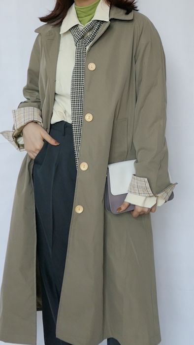 最节省空间又简便的叠风衣方法,薄款中长风衣怎么叠