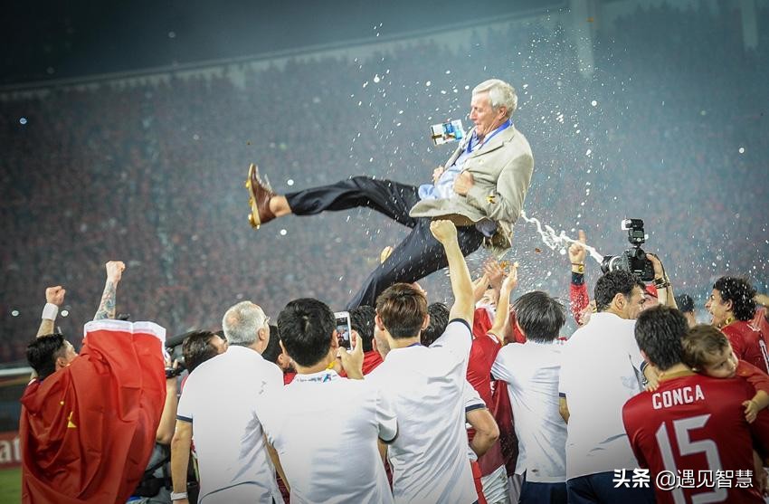 郑智担任国家队主教练,郑智主教练身份