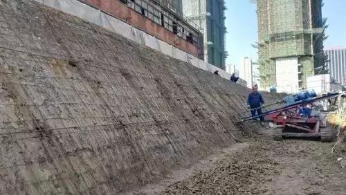 深基坑安全马道样板图,深基坑样板施工图解