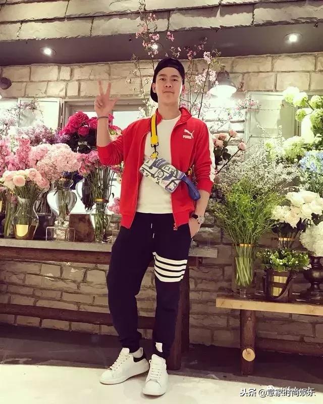 现在的男士衣服多少钱,男人穿多少钱的衣服