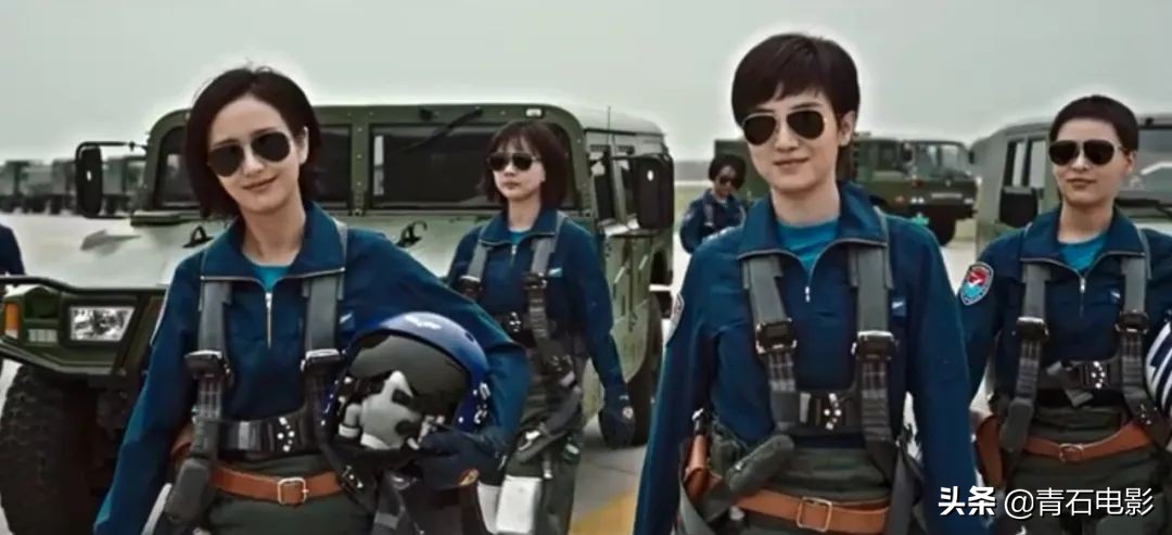 鎴戝拰鎴戠殑绁栧浗鑺辩诞寰愬偿鍚翠含,鎴戝拰鎴戠殑绁栧浗榛勬袱钁涗紭