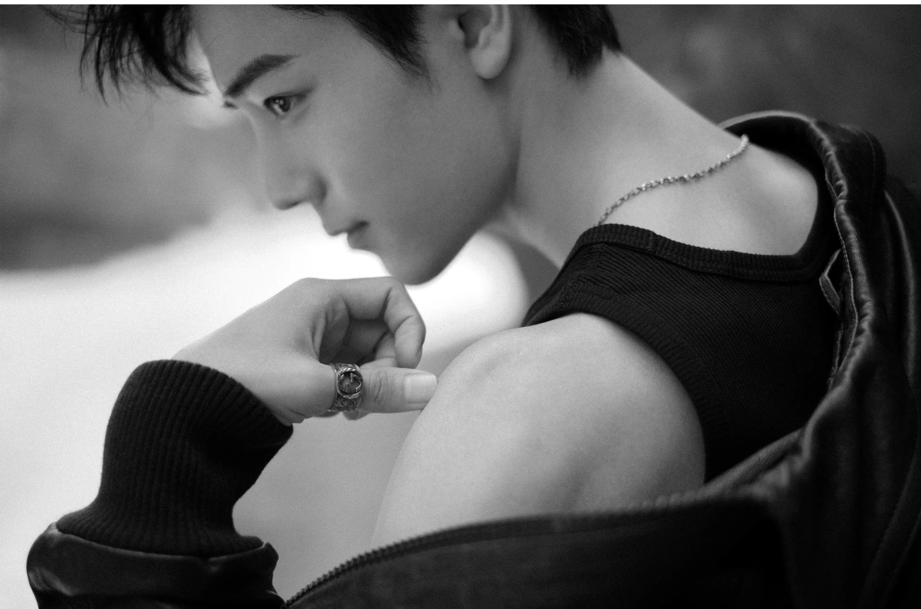 鑲栨垬鍙佹嬀鍐欑湡鍦堢矇,鍙佹嬀鑲栨垬