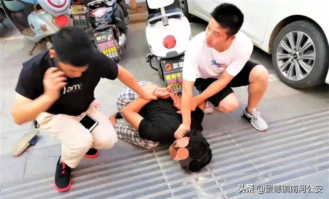 鏅痉闀囦箰骞冲伔涓滆タ浜嬩欢,姹熻タ涔愬钩鐢峰瓙鐩楃獌