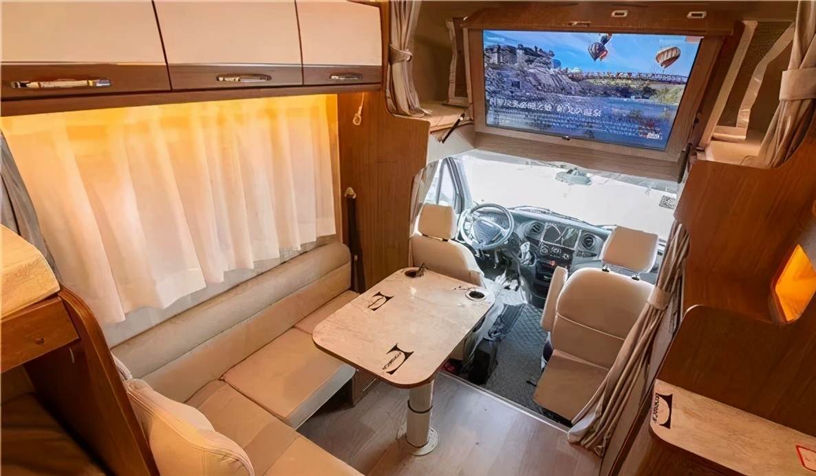 依维柯房车b型房车多少钱,瑞弗依维柯房车价格