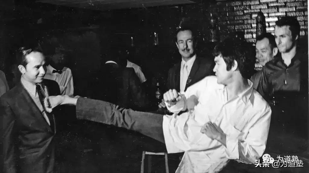 李小龙的截拳道实战技法,李小龙截拳道深度解析