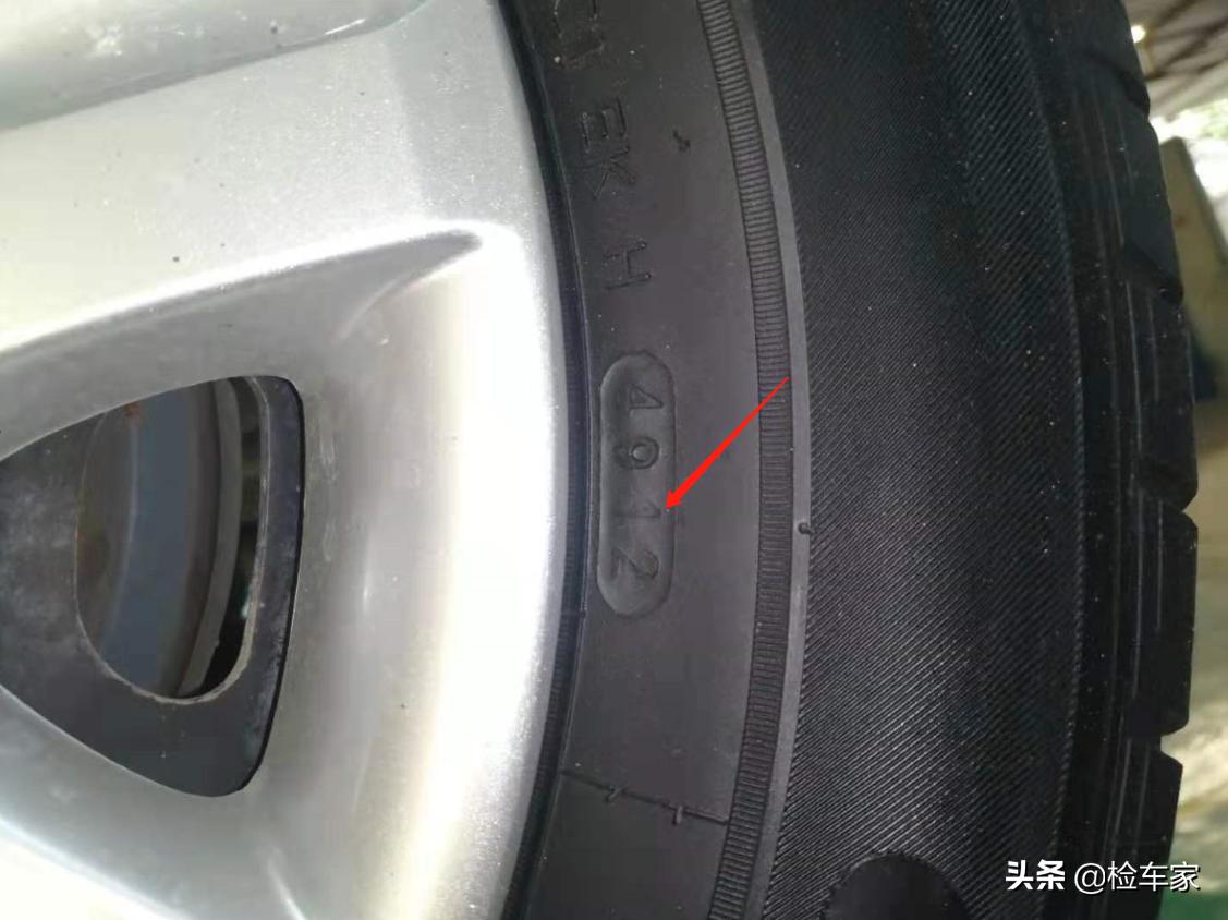 买二手大众polo哪款性价比高,大众polo和斯柯达晶锐对比视频