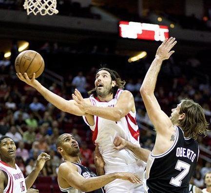 他崇拜姚明，如今年近四旬，仍在守护阿根廷黄金一代的最后风骨