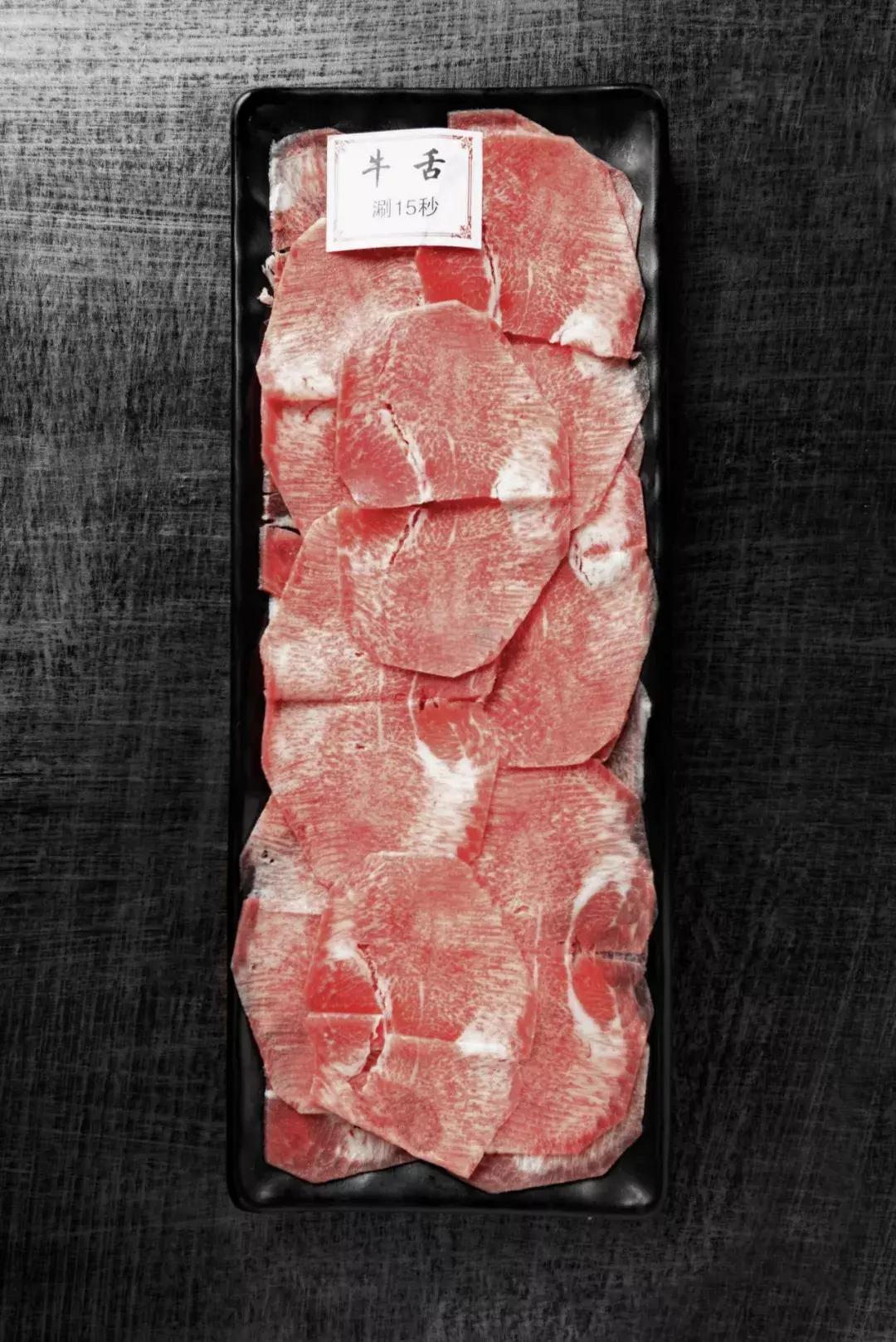 听说屯里有一家正宗潮牛，隔着屏幕也能闻到牛肉的香气