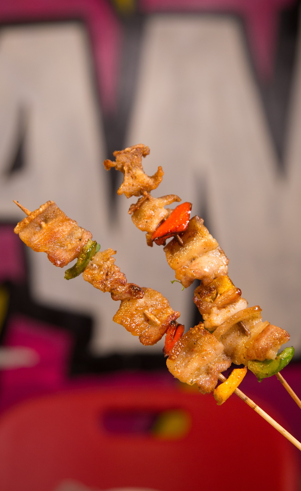 这家球迷必打卡胜地赢了！用牛蝎子锅+撸串，解锁夏日夜晚方式