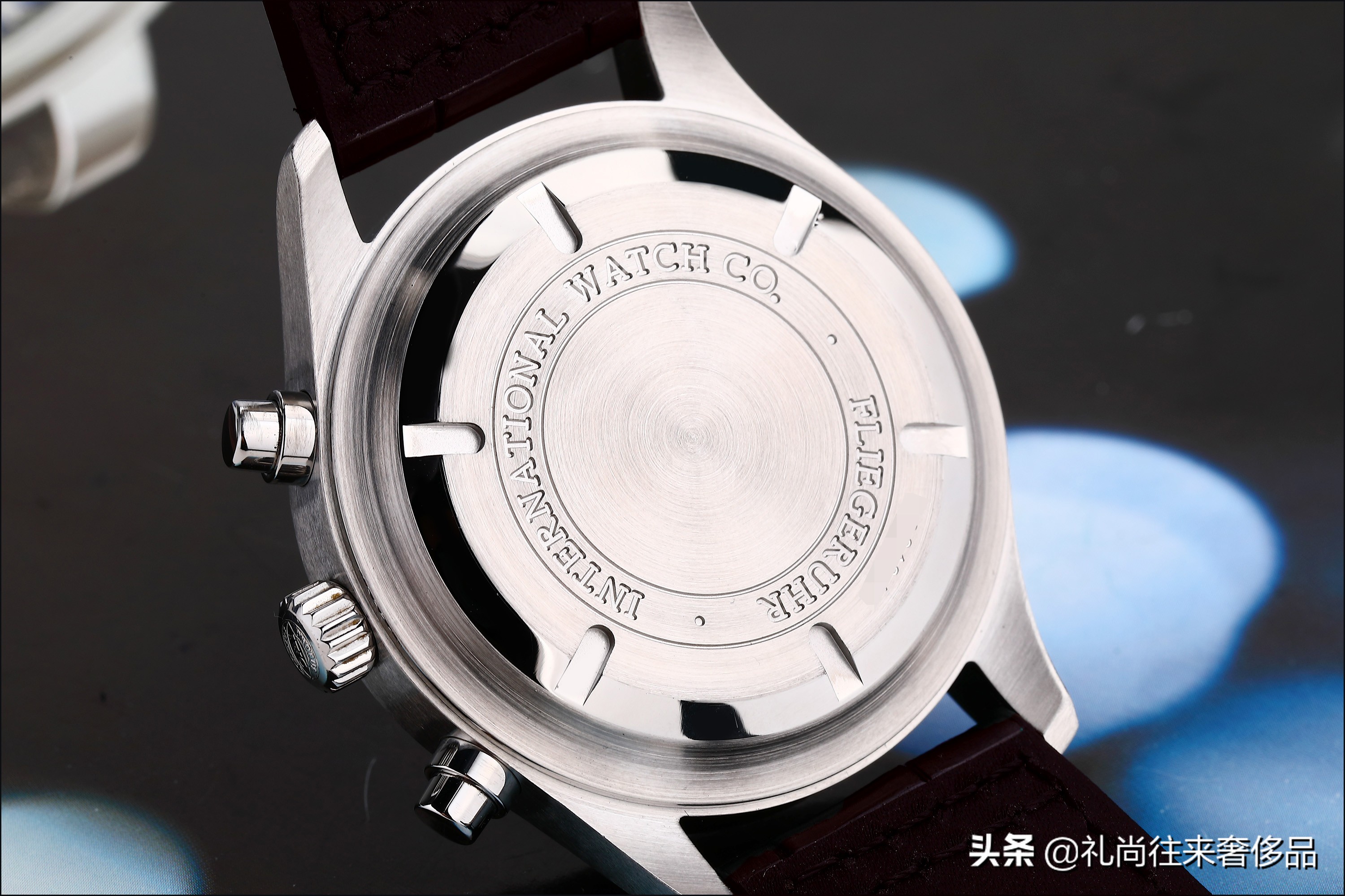 腕表搭配不输千元机械腕表,3万左右日常通勤腕表