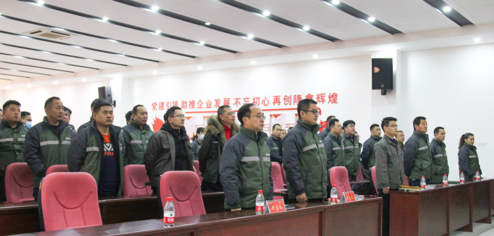 隆鑫致敬奋斗者,隆鑫动力摩托