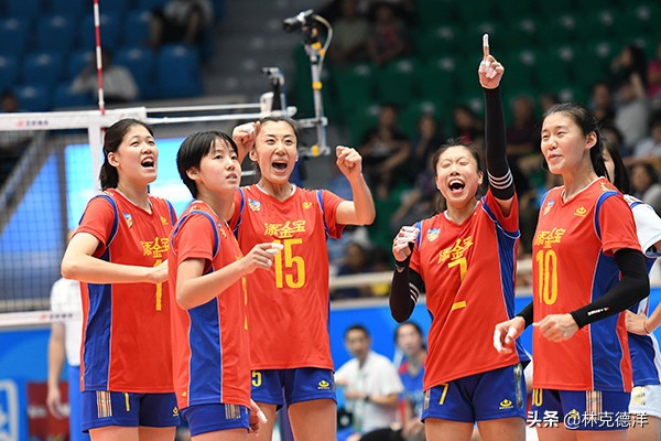 因“左”得福:从右改左的她在新的位置更令人期待