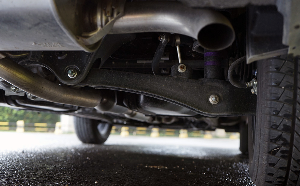 广汽三菱欧蓝德2.4四驱五座咋样,广汽三菱欧蓝德2.4五座顶配四驱