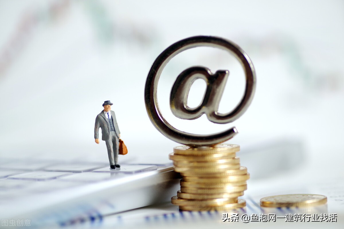 实体店在电商的冲击下怎么生存,电商冲击下实体店的发展与现状