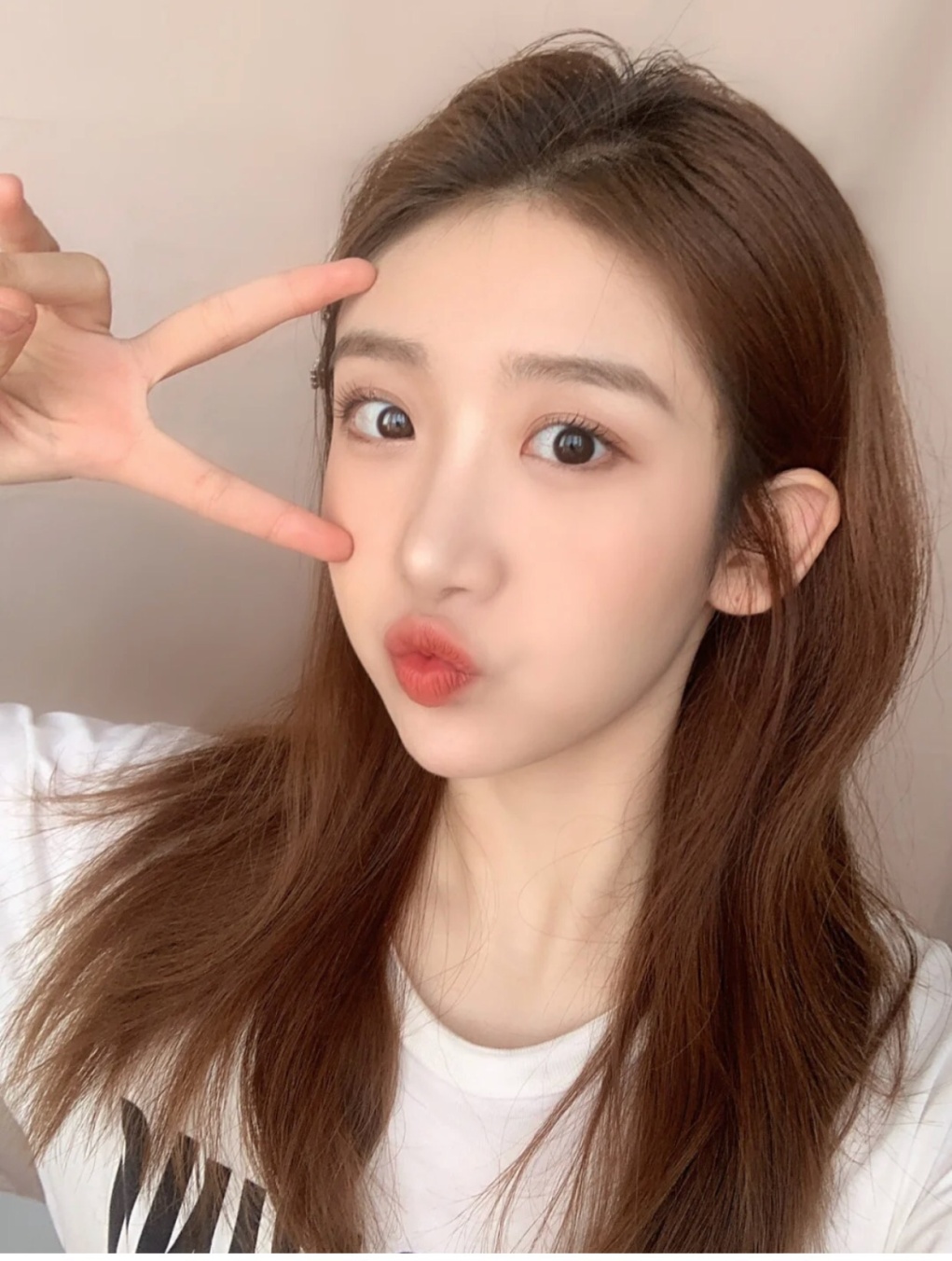 鼻梁有个凸起骨怎么画鼻影,怎么画鼻影显得鼻翼小鼻梁高