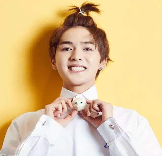 蔡徐坤靠实力说话,蔡徐坤凭实力得到了什么