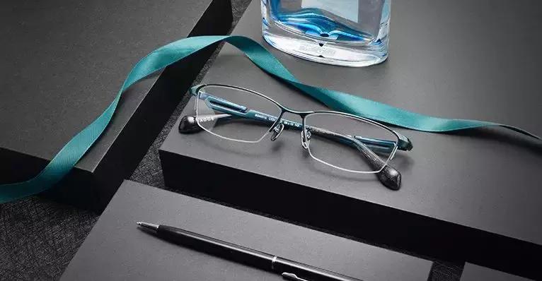 飞机上的代购*党**为什么少了,看完我沉默了......