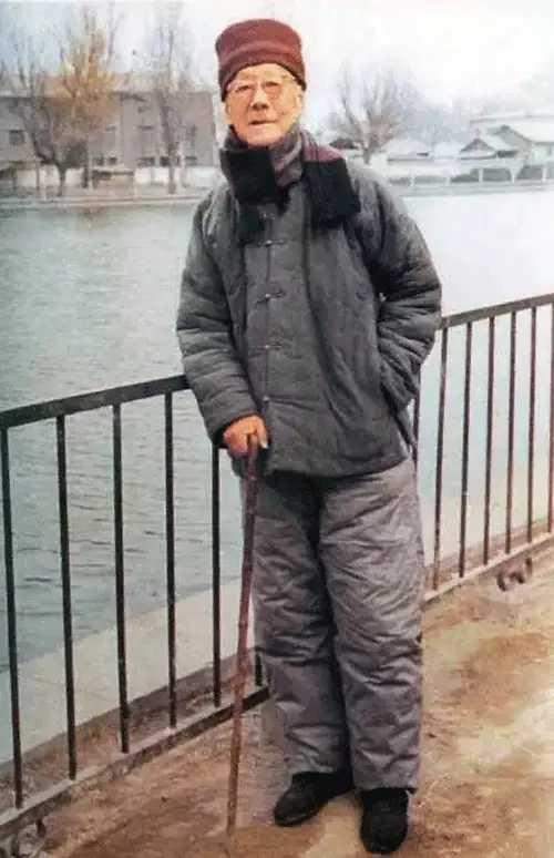 袁克定是怎样一个没落贵族?讲规矩经常模仿袁世凯,关键处要尊严